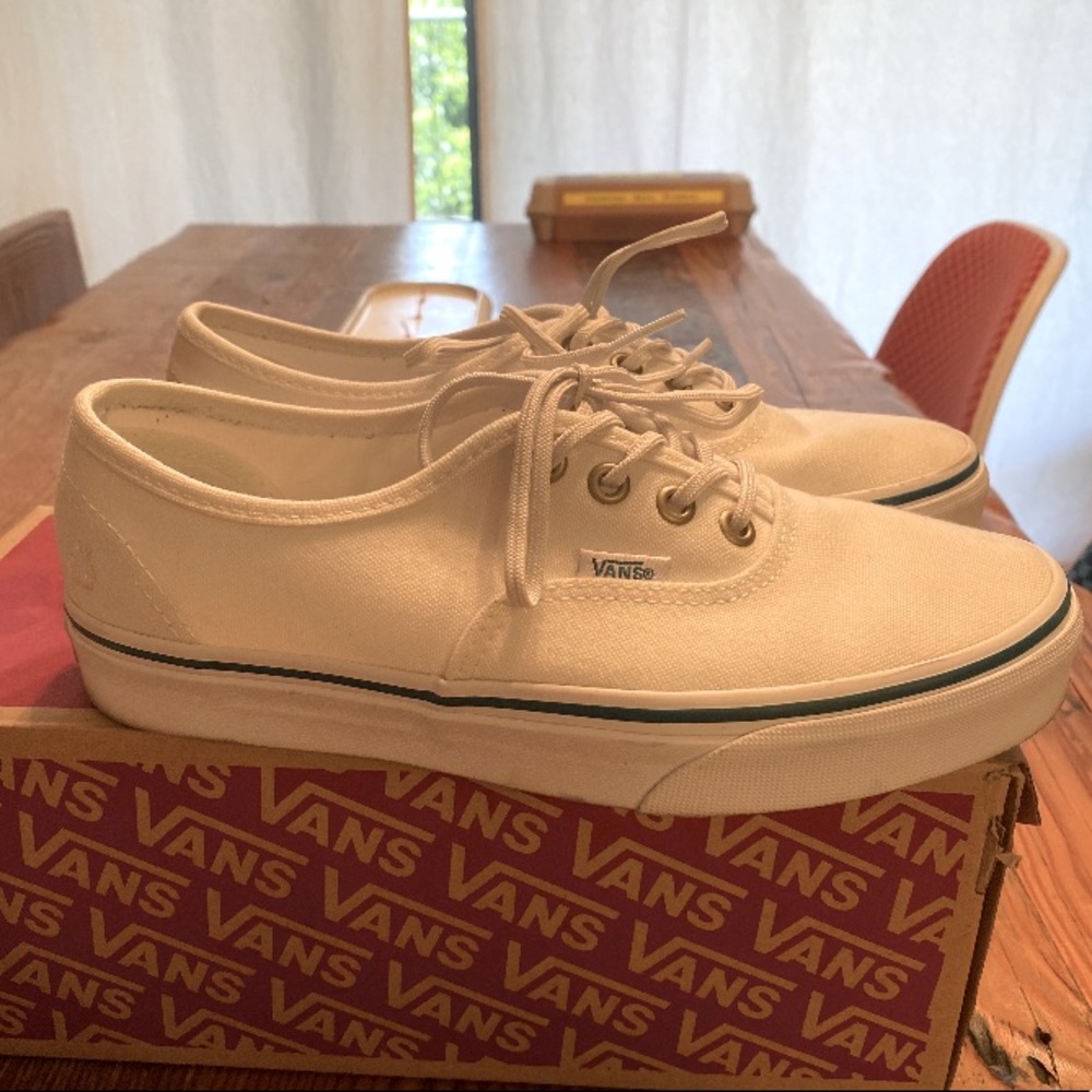 Unisex P.E.T. White/Ocean Vans! Recycle ♻️ logo embroidered on both shoes!